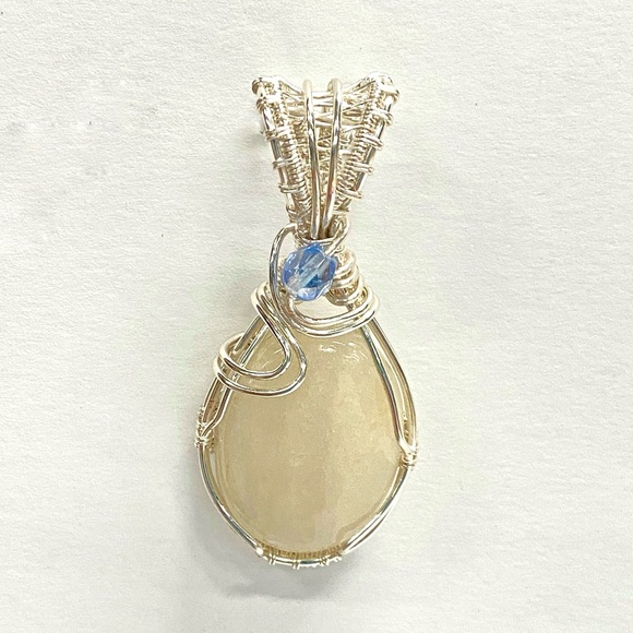 HANDCRAFTED MOONSTONE Hand Wrapped Statement Pendant, Artisan Handmade Jewelry - Picture 8 of 10